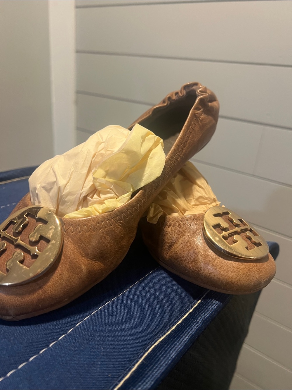 Tory Burch Tan Leather Logo Ballet Flats size 61/2